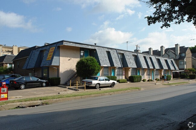 Primary Photo - Bowser Apartments