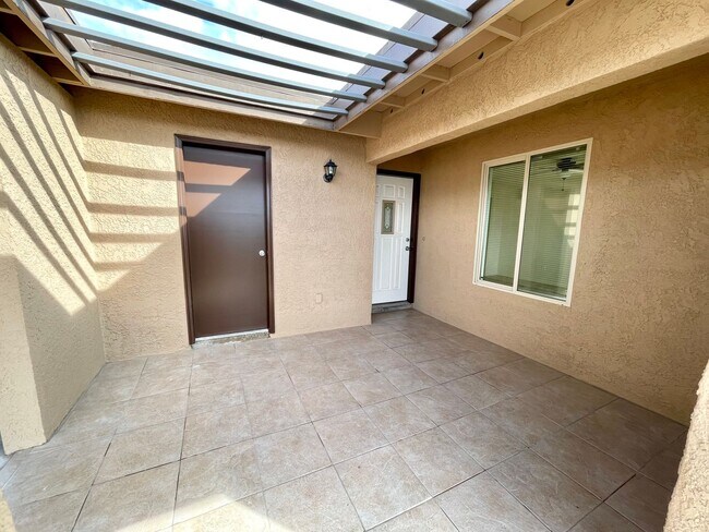 Building Photo - 2988 Cisco Dr S