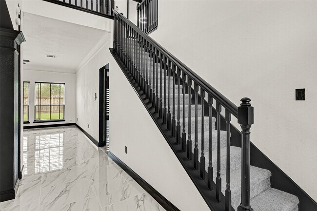 Building Photo - 11915 Helene Ct