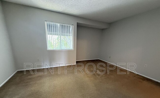 Building Photo - 4155 S Semoran Blvd
