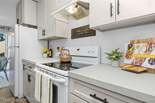 Building Photo - 2917 Rockford