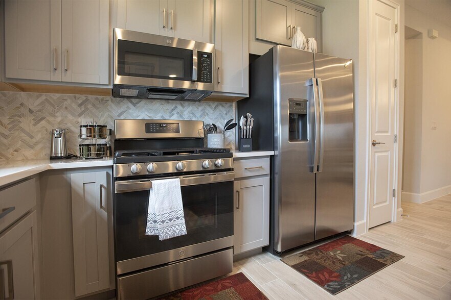 Building Photo - 4749 Tortona Ct