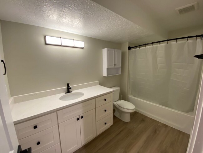 Building Photo - 1935 N 4100 W