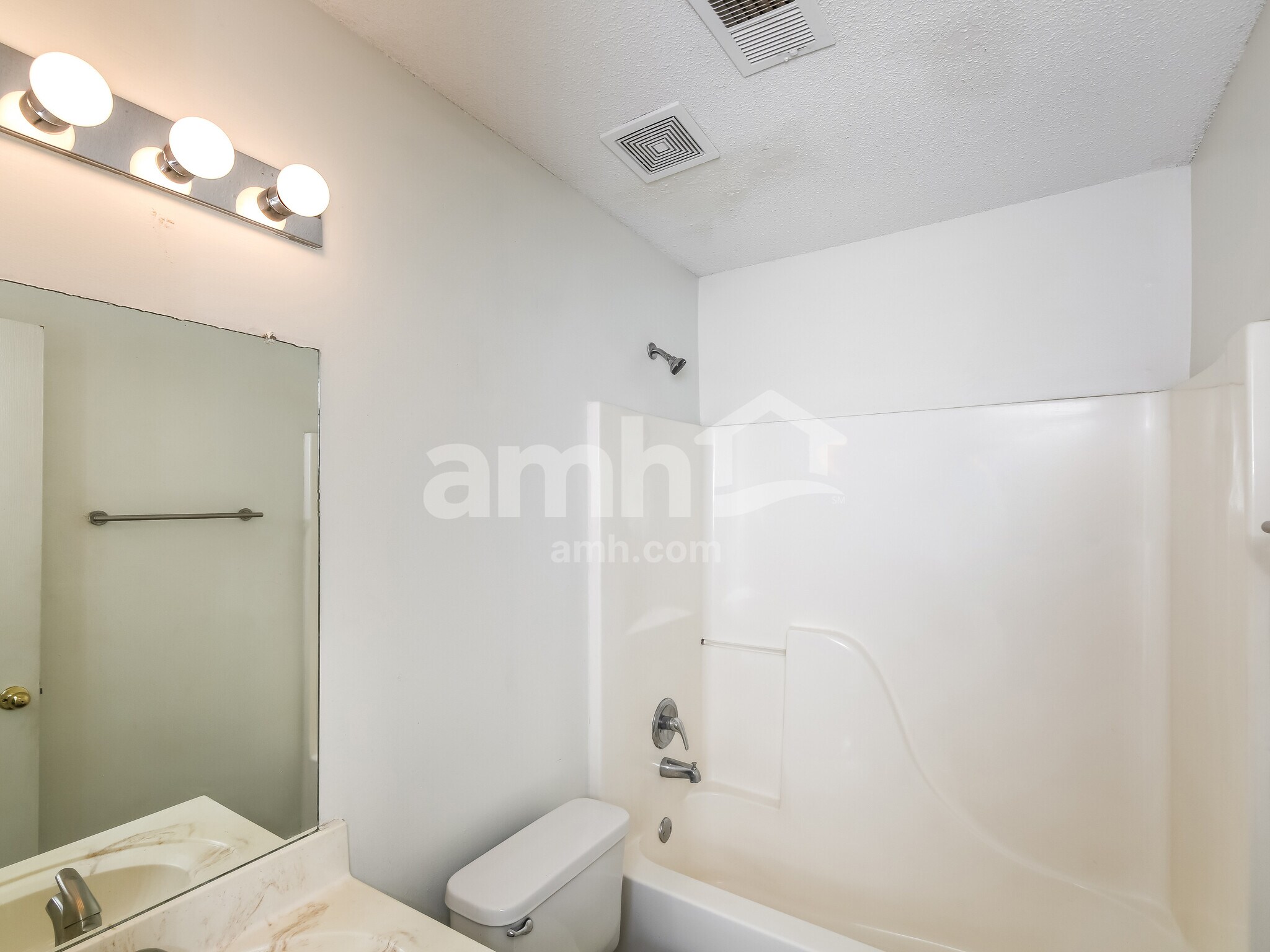 Building Photo - 660 Timber Creek S