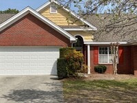 Building Photo - Merestone 1 level brick patio home. 2 Car garage, walk to The Point Shopping, restaurants and mov...