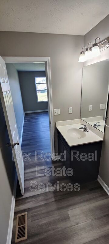 Building Photo - 2158 Pumpkin Ridge Ct