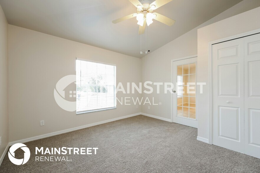 Building Photo - 3004 15th St W