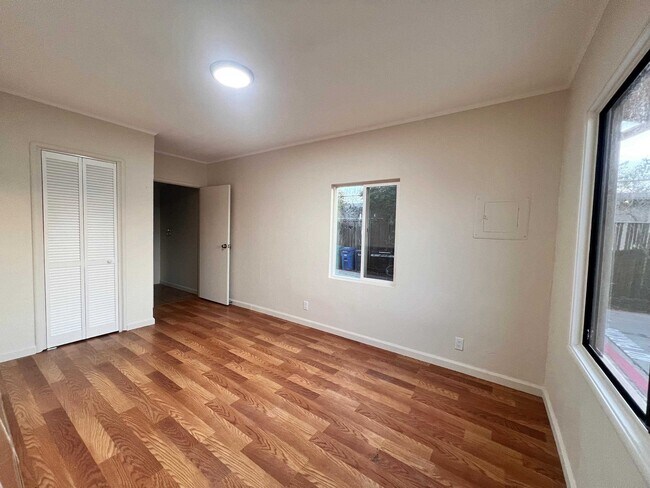 Building Photo - 26786 Clarkford St