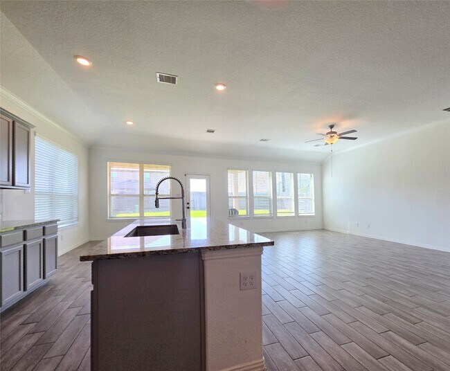Building Photo - 4826 Albany Ridge Ln