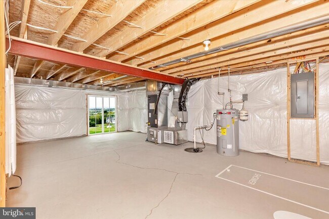 Building Photo - 38 Diopside Dr