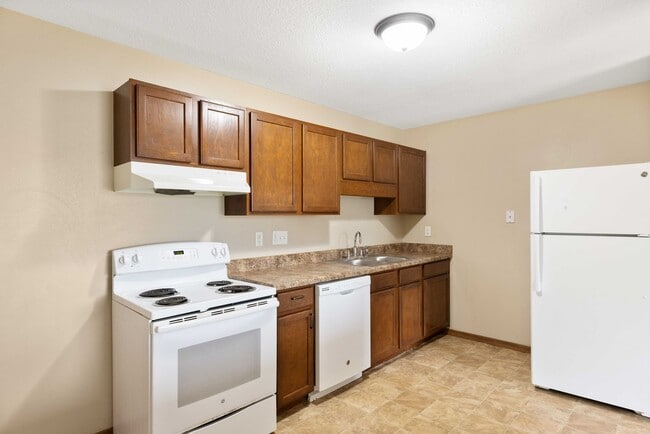 Building Photo - Cypress 1 (East Ridge)