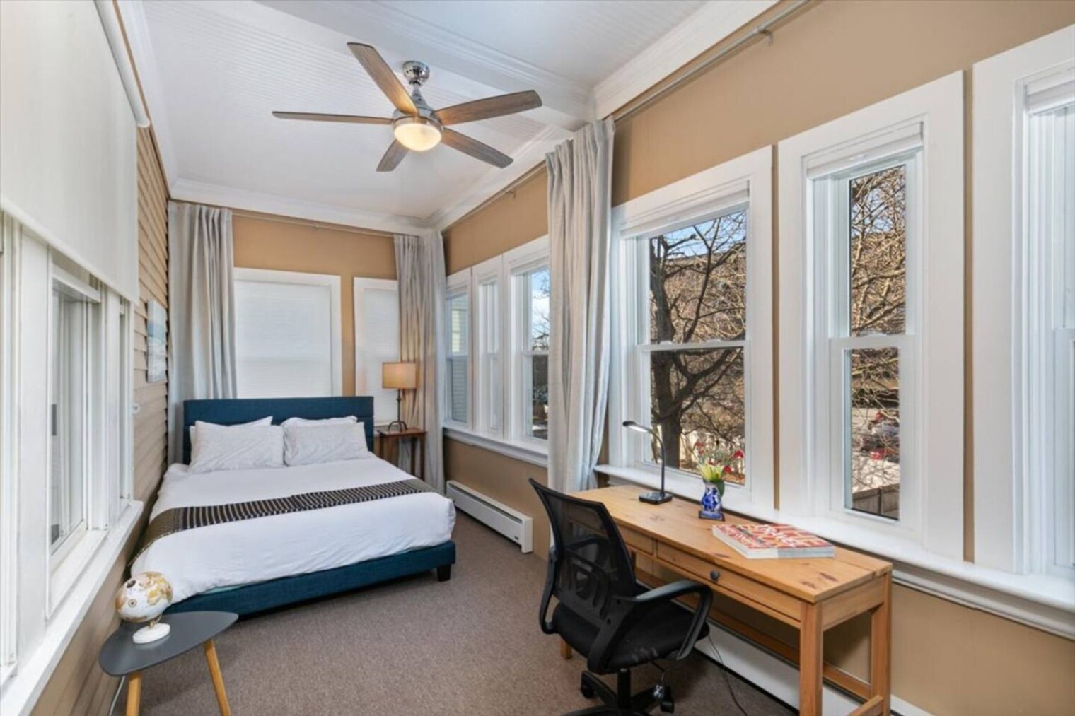 Building Photo - 46 Russell St