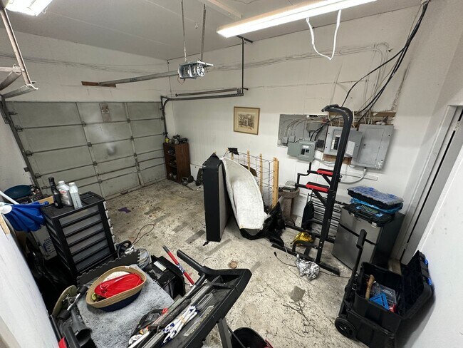 Building Photo - 117 Winston Dr