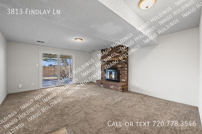 Building Photo - 3813 Findlay Ln