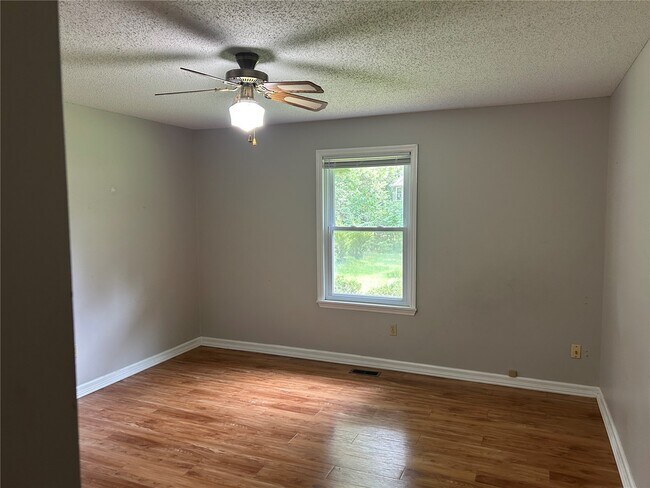 Building Photo - 216 Rue Grand Dr