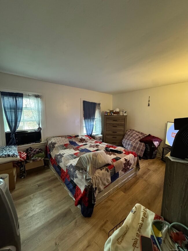 Building Photo - 54 Lombard St