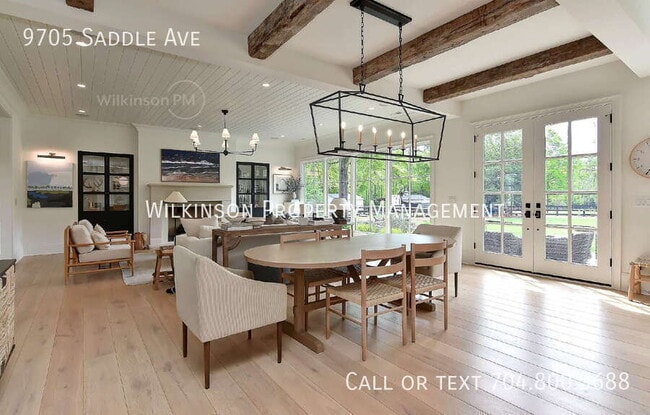 Building Photo - 9705 Saddle Ave