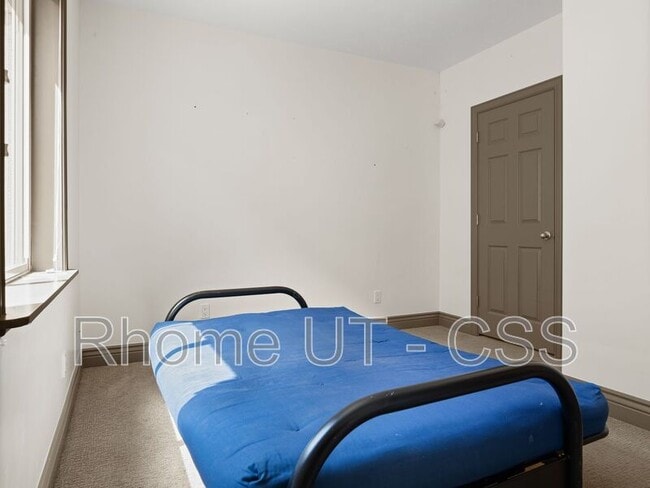Building Photo - 2698 W Shady Hollow Ln