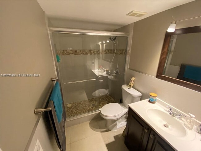 Building Photo - 8806 SW 130th Ct