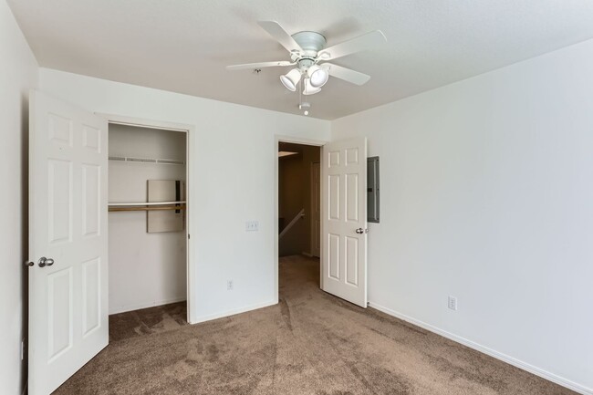 Building Photo - Elegant Forest Heights 3 bedroom, 3 bath Brownstone Home!