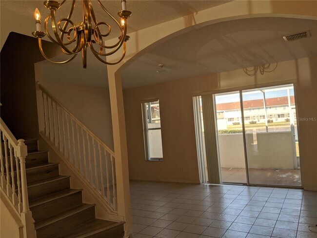 Building Photo - 1141 S Beach Cir