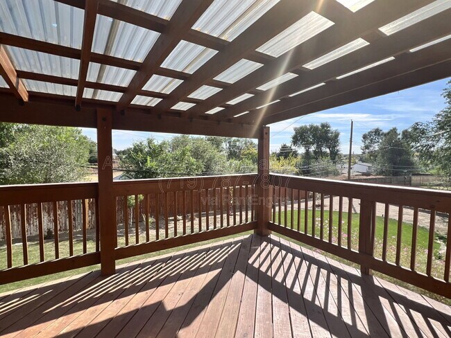 Building Photo - 514 Catalina Dr