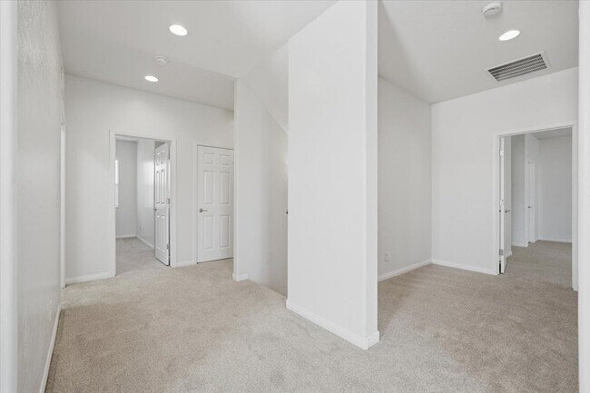 Building Photo - 8747 W Moon Crater Ave