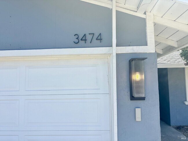 Building Photo - 3474 Quail Ct