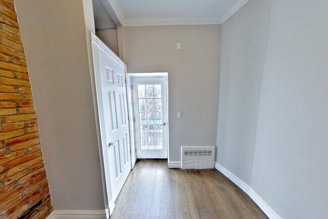 Building Photo - 1373 First Avenue