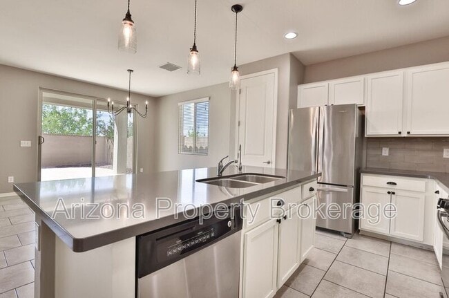 Building Photo - 20933 W Almeria Rd
