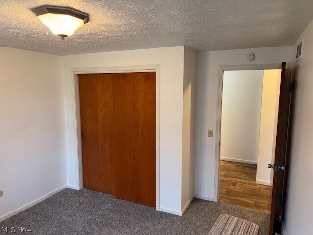 Building Photo - 6644 Ravenwood Ave NW