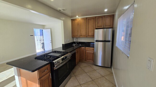 Building Photo - 2341-2343 Grand Ave