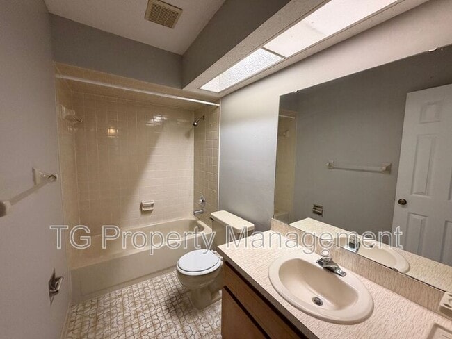 Building Photo - 4403 Windergate Dr