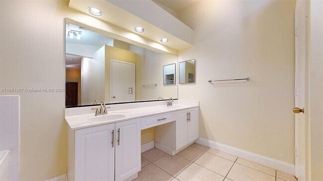 Building Photo - 13524 SW 144th Terrace