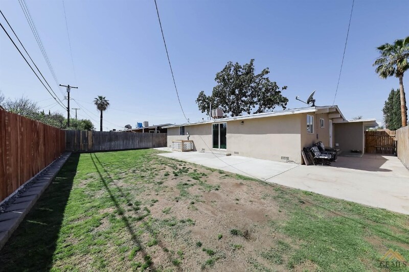 Building Photo - 132 Morrison St