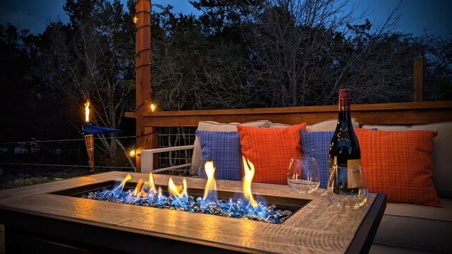 Building Photo - 2076 Dry Creek