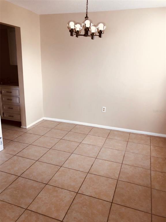 Building Photo - 524 Orange Dr