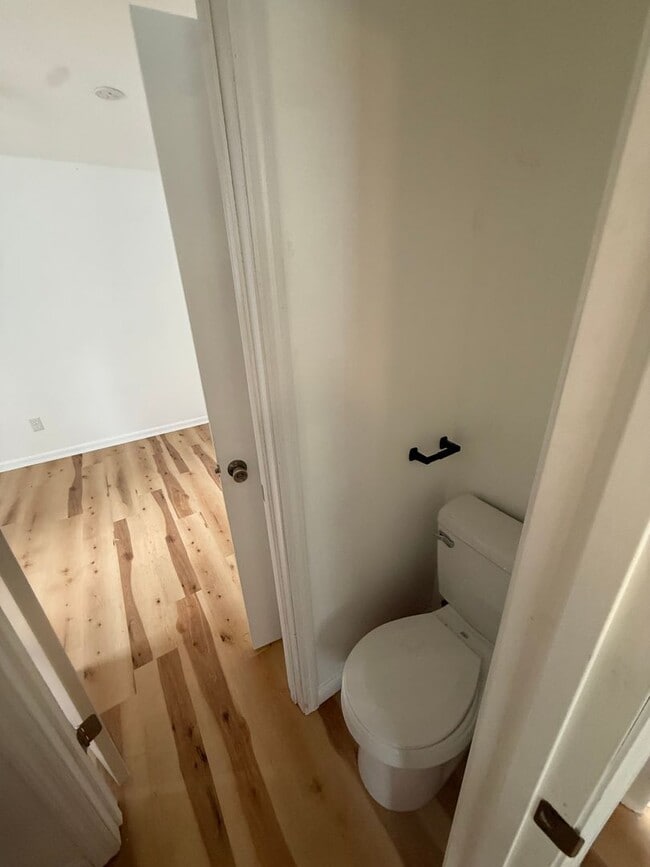 Building Photo - Charming 2-bedroom, 1-bathroom house in West Columbia