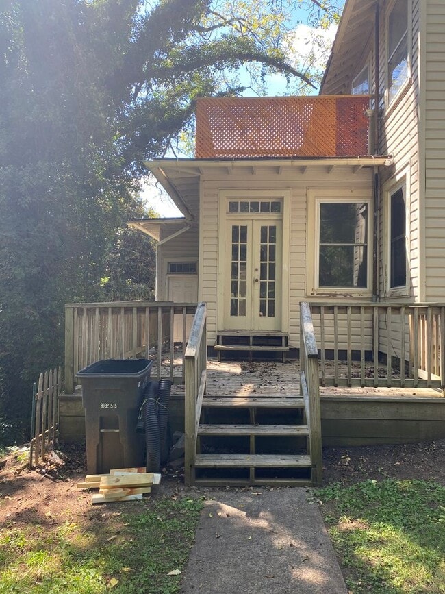 Building Photo - 2419 Terrell Pl