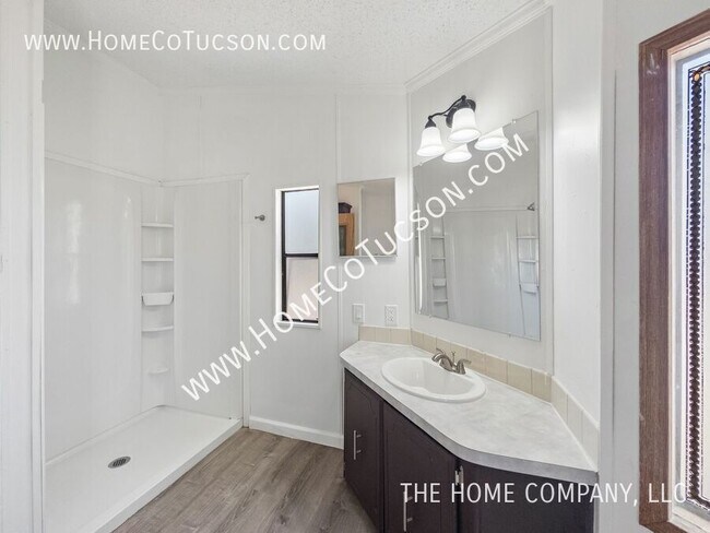 Building Photo - 12151 W Blue Quail Pl