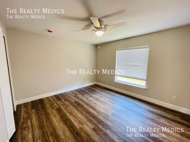 Building Photo - 1356 Periwinkle Blue Way