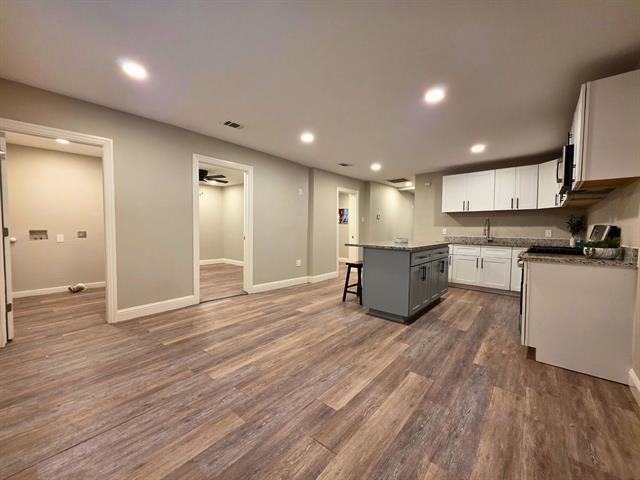 Building Photo - 3913 Chenault St