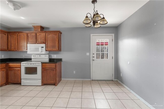 Building Photo - 705 O Hare Dr