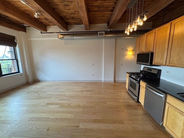 Building Photo - 1503 S State St