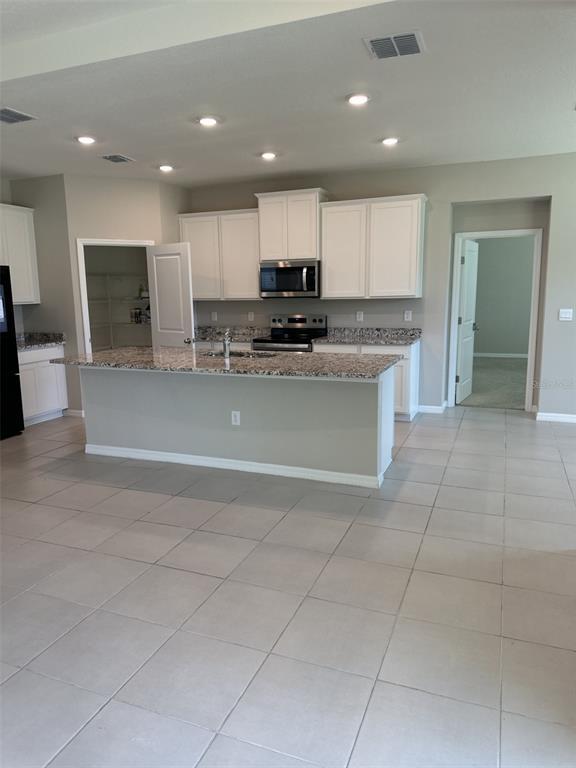 Building Photo - 4970 NW 39th Lp