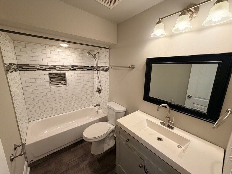 3rd bathroom. In basement - 607 Cheraton rd
