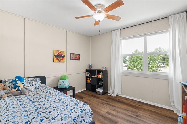 Building Photo - 617 Johnson St