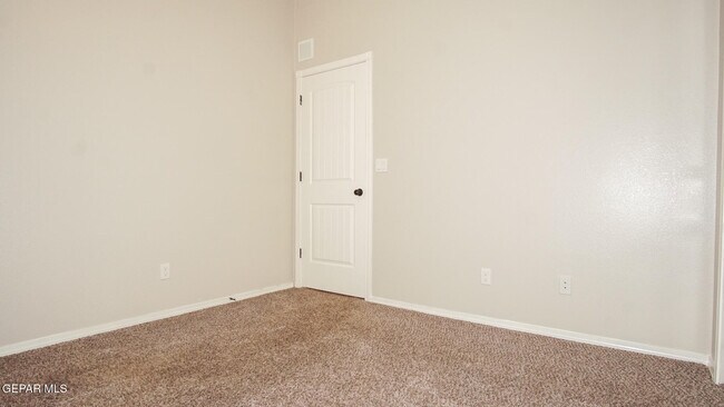 Building Photo - 14816 Tierra Haven Ave
