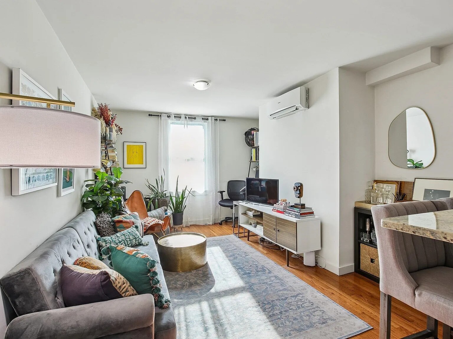 Building Photo - 324 4th St