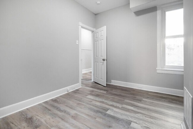 Building Photo - Renovated 4-Bedroom Home with Modern Finishes